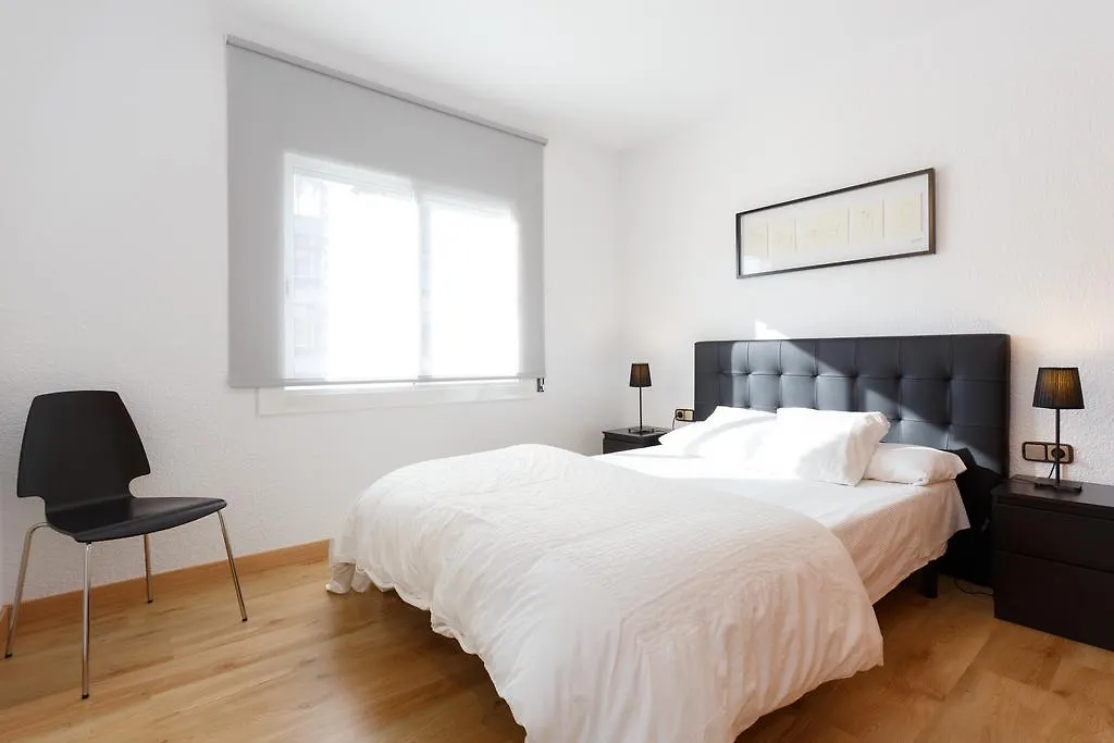 ***  Isabella'S House Aparthotel Barcelona Spain